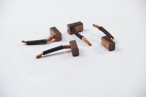 Щетки стартера, POWERMAX (81012058) Щетки стартера, POWERMAX (81012058)