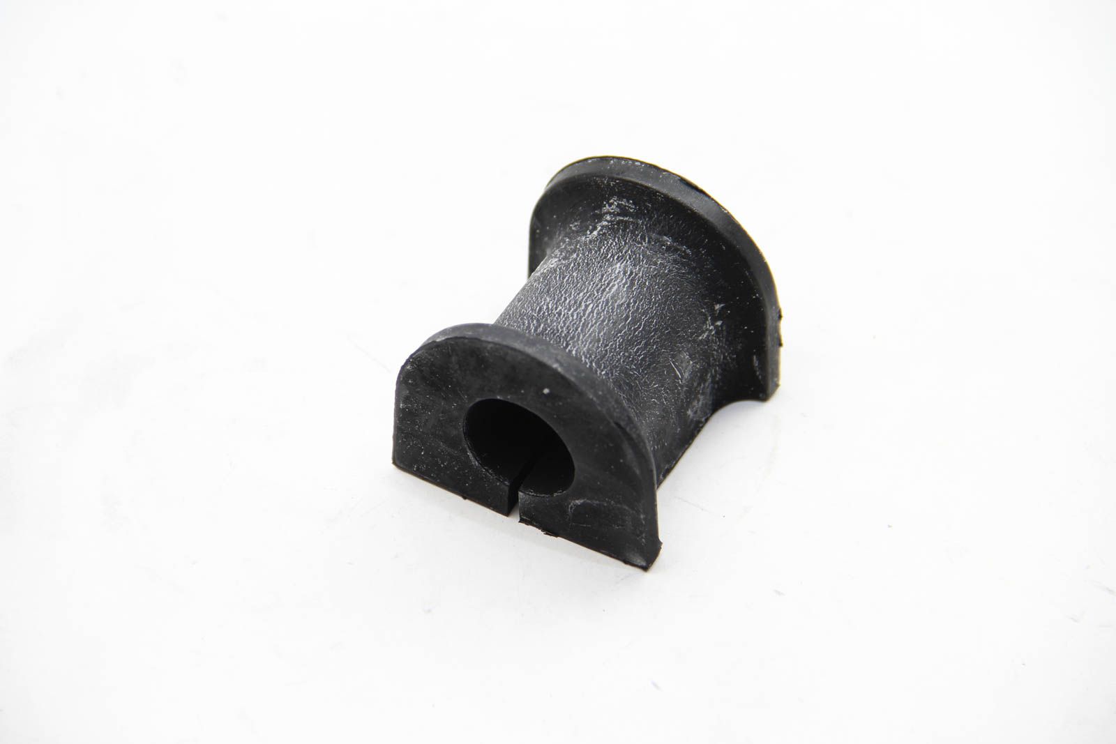 Подушка заднего стабилизатора. T5 03- наруж. (21mm), JP Group (1150450800) Подушка заднего стабилизатора. T5 03- наруж. (21mm), JP Group (1150450800)