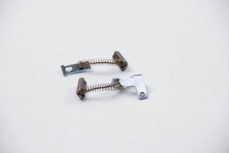 Щетки генератора к-кт 2 шт, POWERMAX (81114579) Щетки генератора к-кт 2 шт, POWERMAX (81114579)