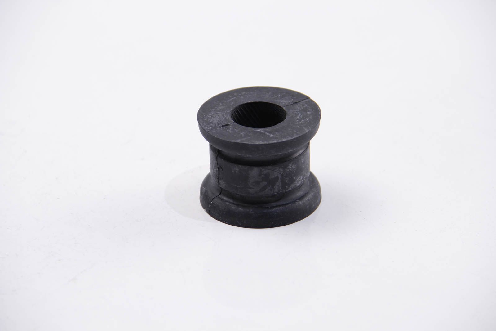 Подушка переднего стабилизатора снаружи W124/201 Sport (22.5mm), JP Group (1340600300) Подушка переднего стабилизатора снаружи W124/201 Sport (22.5mm), JP Group (1340600300)