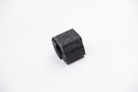 Втулка переднього стабілізатора Caddy II/Golf внутр (16mm), JP Group (1140600400) Втулка переднього стабілізатора Caddy II/Golf внутр (16mm), JP Group (1140600400)