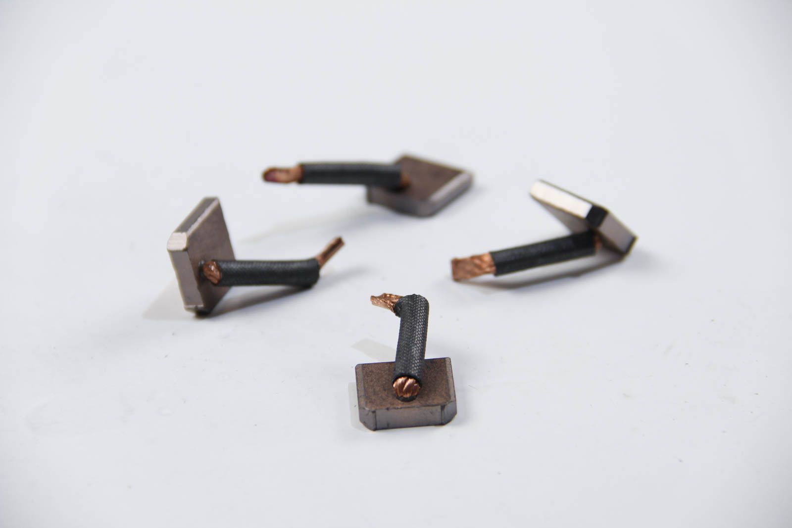 Щітки стартера, POWERMAX (81011227) Щітки стартера, POWERMAX (81011227)