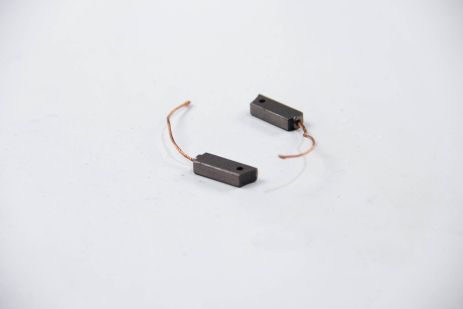 Щетки генератора к-кт 2 шт., POWERMAX (81116612) Щетки генератора к-кт 2 шт., POWERMAX (81116612)