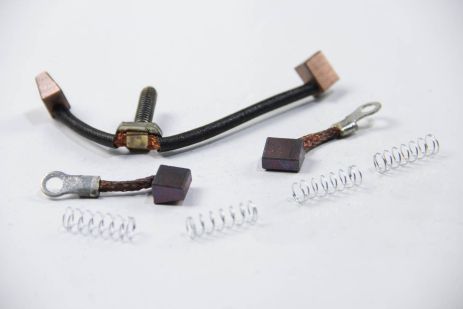 Щетки стартера, POWERMAX (81011008) Щетки стартера, POWERMAX (81011008)