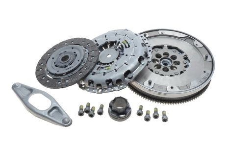 Комплект сцепления, BMW 1, LUK (600023000) Комплект сцепления, BMW 1, LUK (600023000)