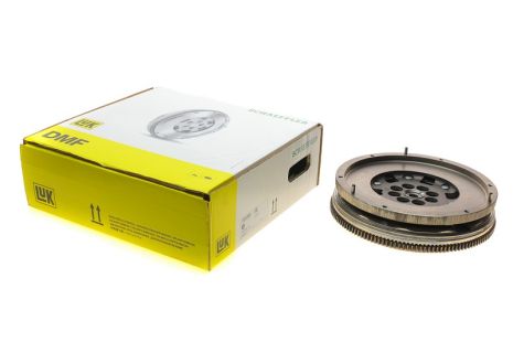Маховик, VW CRAFTER, LUK (415033710) Маховик, VW CRAFTER, LUK (415033710)