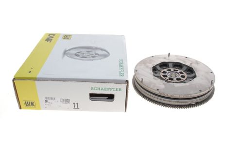Маховик 415049010 NISSAN OPEL