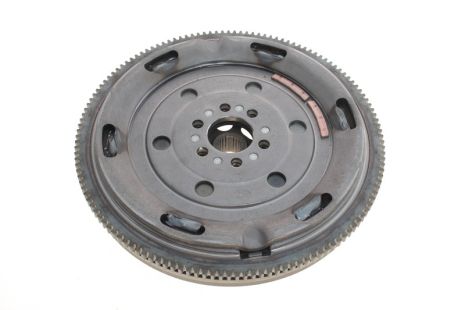 Маховик 415055308 SEAT AUDI
