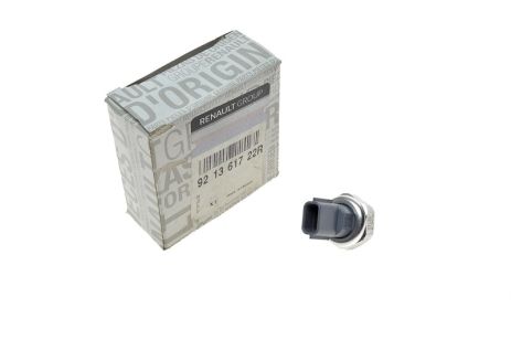 датчик тиску кондиціонера 921361722R RENAULT