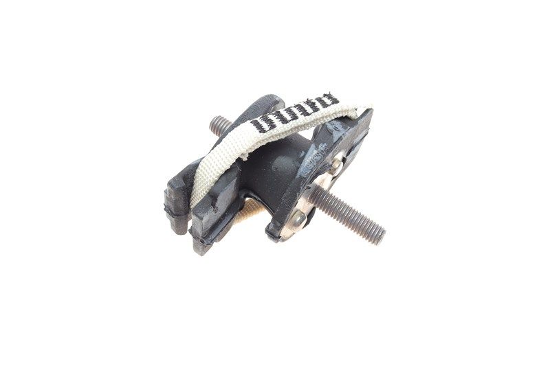 Подушка КПП BMW 1 (F20)/2 (F22)/3 (F30) 11- B37/N13/N47/N55, LEMFORDER (3718701) Подушка КПП BMW 1 (F20)/2 (F22)/3 (F30) 11- B37/N13/N47/N55, LEMFORDER (3718701)