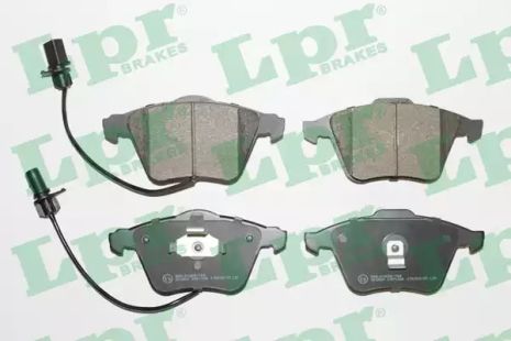 Комплект тормозных колодок, AUDI 4B0698151Q, SKODA FABIA, LPR (05P1230)