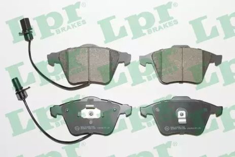 Комплект тормозных колодок, AUDI 4B0698151Q, SKODA FABIA, LPR (05P1230) Комплект тормозных колодок, AUDI 4B0698151Q, SKODA FABIA, LPR (05P1230)