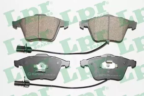 Колодка тормозов. диск. audi A4, A6, allroad передн. (пр-во), AUDI A4, SEAT 8E0698151L, LPR (05P1239) Колодка тормозов. диск. audi A4, A6, allroad передн. (пр-во), AUDI A4, SEAT 8E0698151L, LPR (05P1239)