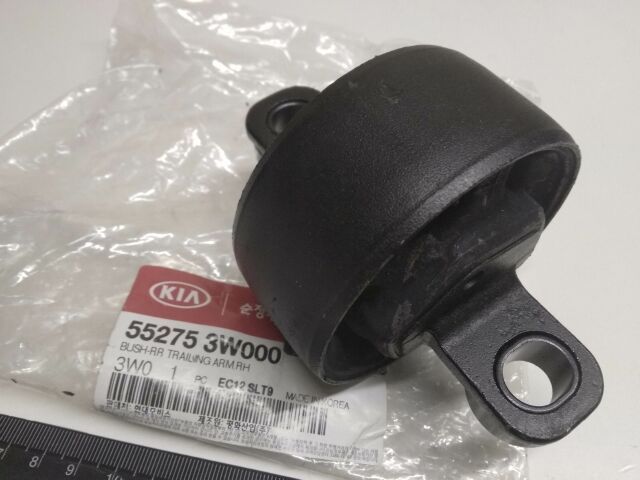 Сайлентблок заднего продольного рычага Tucson (TM), MOBIS (552753W000) правый (55275-3W000) Сайлентблок заднего продольного рычага Tucson (TM), MOBIS (552753W000) правый (55275-3W000)
