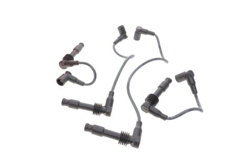 Комплект проводов зажигания, CHEVROLET CAPTIVA, DAEWOO NUBIRA, HUCO (134759)