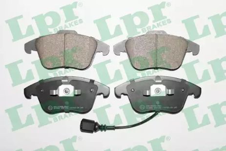 Тормозные колодки для дисков (f, с датчиком), AUDI Q3, LPR (05P1392) Тормозные колодки для дисков (f, с датчиком), AUDI Q3, LPR (05P1392)