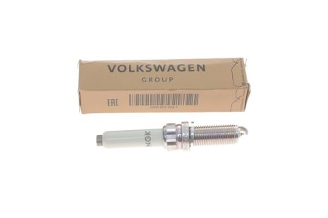 Свеча зажигания, AUDI Q7, AUDI A4, VAG (06M905606F) Свеча зажигания, AUDI Q7, AUDI A4, VAG (06M905606F)