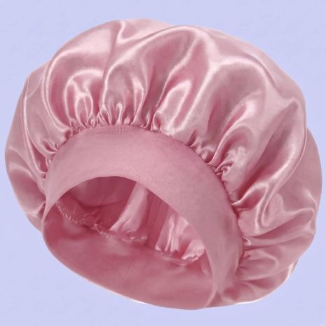 Атласна шапочка Satin Bonnet на резинці для захисту волосся під час сну рожева Атласна шапочка Satin Bonnet на резинці для захисту волосся під час сну рожева