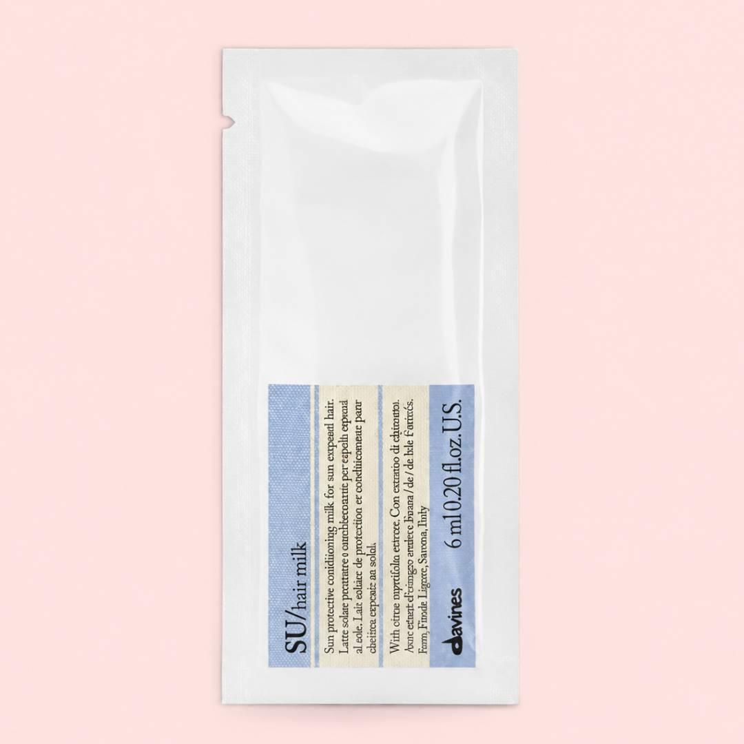 Молочко-кондиціонер Davines SU Hair Milk для зволоження і захисту волосся після сонця, саше 6 мл Молочко-кондиціонер Davines SU Hair Milk для зволоження і захисту волосся після сонця, саше 6 мл