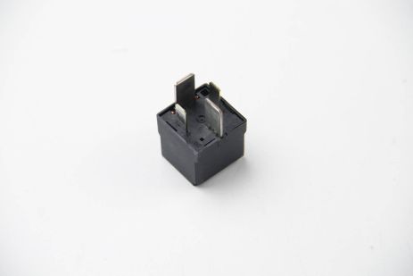 Реле 12 V 50 A, HELLA (4RA007793031)