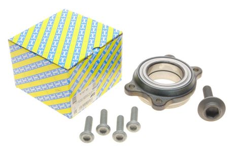 Ступица в сборе LAND ROVER, PORSCHE MACAN, CHEVROLET NUBIRA, NTN-SNR (R15743)