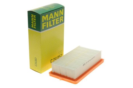 Воздушный фильтр, MITSUBISHI ASX, RENAULT KAPTUR, MANN FILTER (C24057)