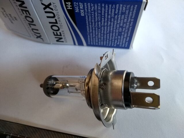 Лампа фарна H4 12V 60/55W P43t (вир-во Neolux) Лампа фарна H4 12V 60/55W P43t (вир-во Neolux)