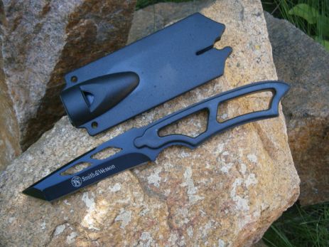 Нож фултанг мини Smith & Wesson Black Tanto SW 990 в чехле со свистком 17 см