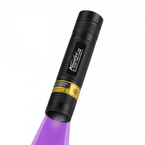 Фонарик ультрафиолетовый Alonefire SV108 365nm (77*17mm) на аккумуляторе с зарядкой по Type-C Black Фонарик ультрафиолетовый Alonefire SV108 365nm (77*17mm) на аккумуляторе с зарядкой по Type-C Black
