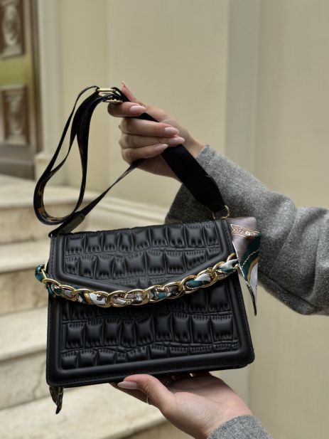 Жіноча чорна сумка 8953 крос-боді Жіноча чорна сумка 8953 крос-боді