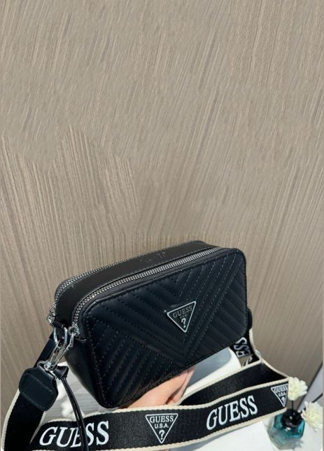 Женская сумка Guess 5510 кросс-боди черная Женская сумка Guess 5510 кросс-боди черная