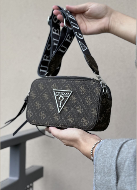 Жіноча сумка Guess V426 прямокутна крос-боді коричнева Жіноча сумка Guess V426 прямокутна крос-боді коричнева