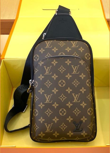Мужская нагрудная сумка Louis Vuitton Avenue коричневая