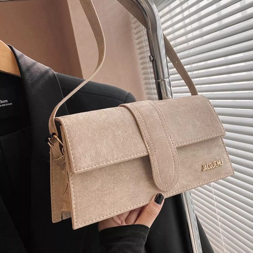 Женская сумка Jacquemus бежевая Женская сумка Jacquemus бежевая