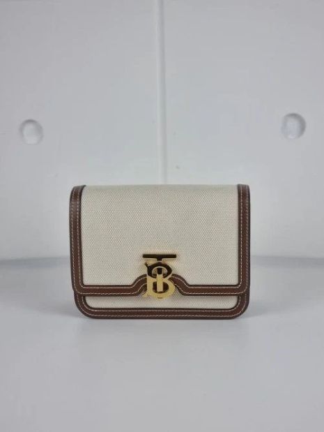 Женская сумка Burberry бежевая