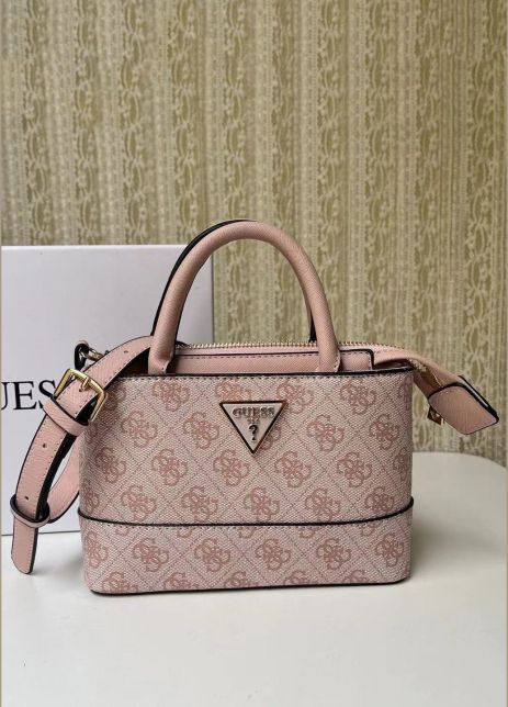 Женская сумка Guess 107 розовая Женская сумка Guess 107 розовая