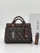 Женская сумка Guess 088 с двумя ручками темно-коричневая Женская сумка Guess 088 с двумя ручками темно-коричневая