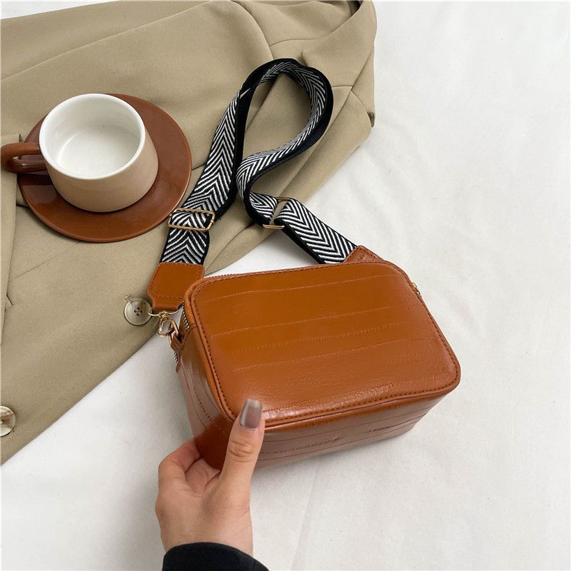 Женская сумка 8529 кросс-боди коричневая Женская сумка 8529 кросс-боди коричневая