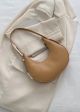 Женская сумка 1447 багет бежевая кофейная Женская сумка 1447 багет бежевая кофейная