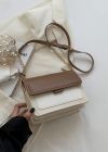 Жіноча класична сумка через плече крос-боді коричнева Жіноча класична сумка через плече крос-боді коричнева