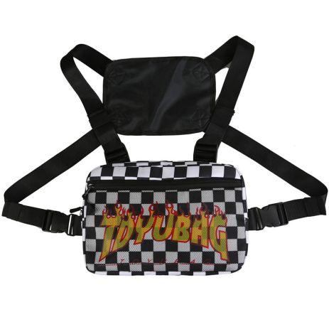Нагрудная сумка 3025 TOYU BAG черно белая в клетку Нагрудная сумка 3025 TOYU BAG черно белая в клетку