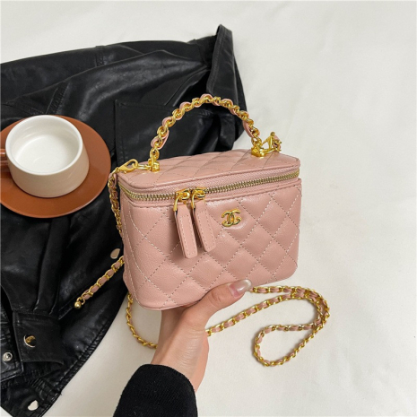 Жіноча сумка-косметичка Chanel 99103 рожева Жіноча сумка-косметичка Chanel 99103 рожева