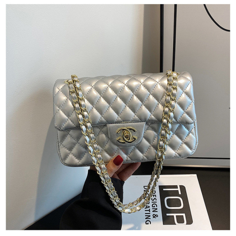 Жіноча сумка Chanel крос-боді 6816 срібляста Жіноча сумка Chanel крос-боді 6816 срібляста