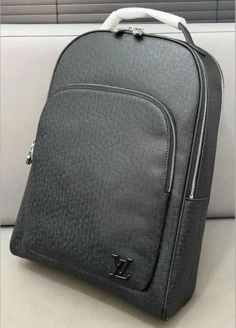Рюкзак Louis Vuitton черный Рюкзак Louis Vuitton черный