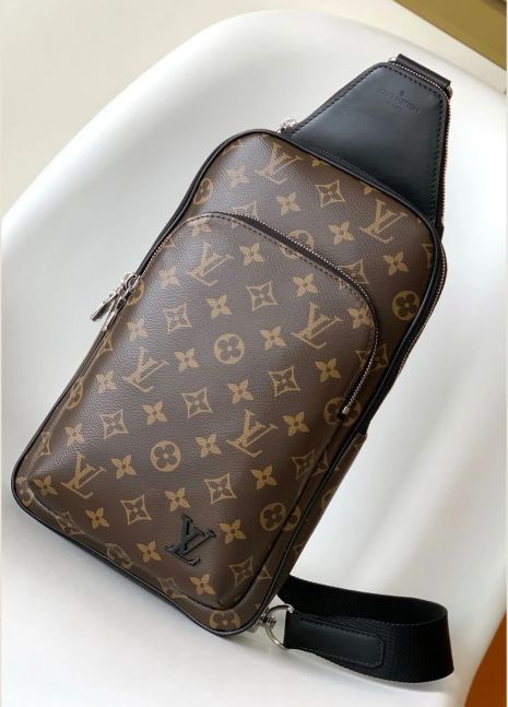Мужская нагрудная сумка Louis Vuitton Avenue коричневая