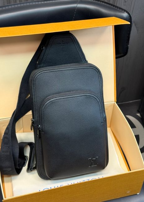 Мужская нагрудная сумка Louis Vuitton Avenue Total Black черная