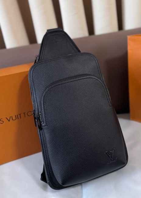 Мужская нагрудная сумка Louis Vuitton Avenue Total Black черная