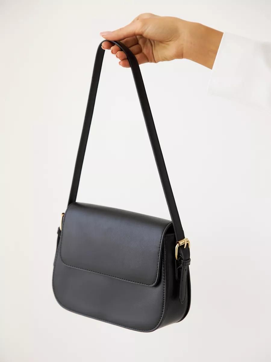 Женская классическая сумка 8575 кросс-боди черная Женская классическая сумка 8575 кросс-боди черная