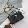 Женская сумка-косметичка Chanel 9910 черная Женская сумка-косметичка Chanel 9910 черная