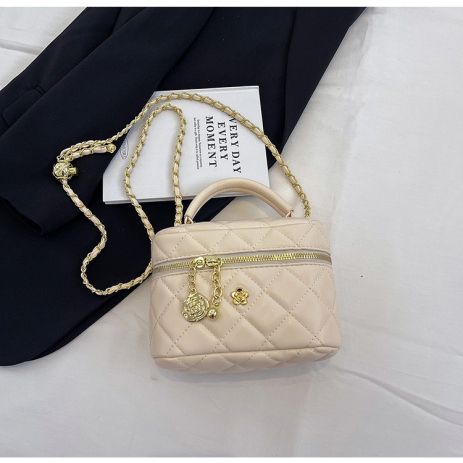 Женская сумка-косметичка 18205 Vanity Bag кросс-боди белая молочная Женская сумка-косметичка 18205 Vanity Bag кросс-боди белая молочная
